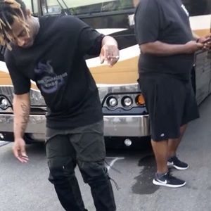 Meet your Posher, Diego